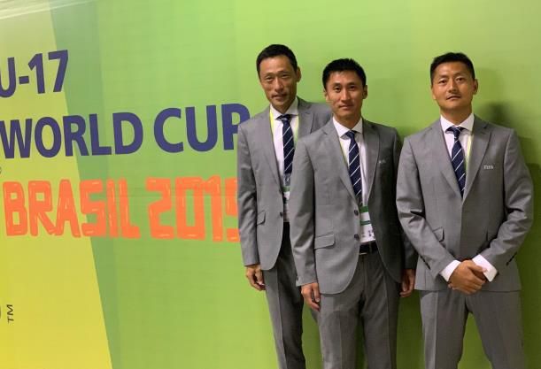 我对球员们说我们来到这里不是因为我们是欧冠冠军，而是为了这场决赛。